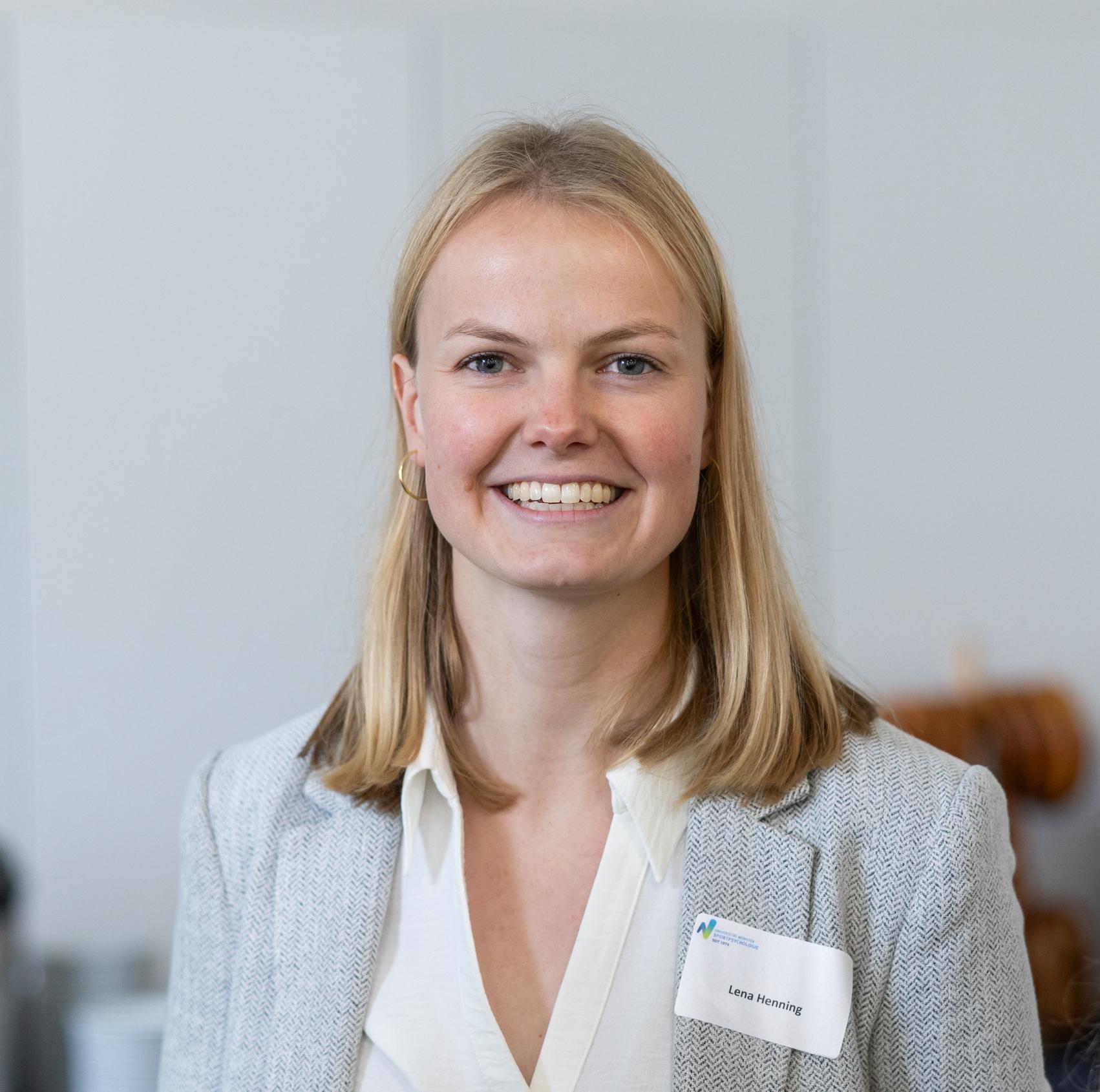 Profile picture of Dr. Lena Henning