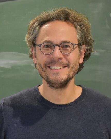 Profilbild von Professor Dr. Steffen Dereich