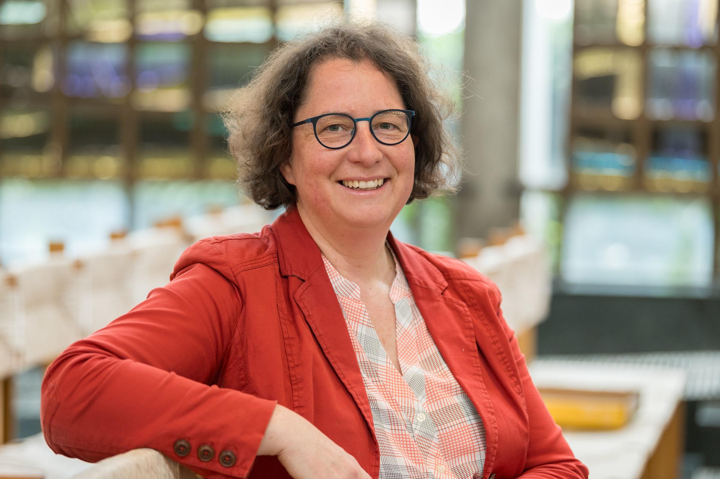 Profile picture of Professor Dr. Simone Sinn