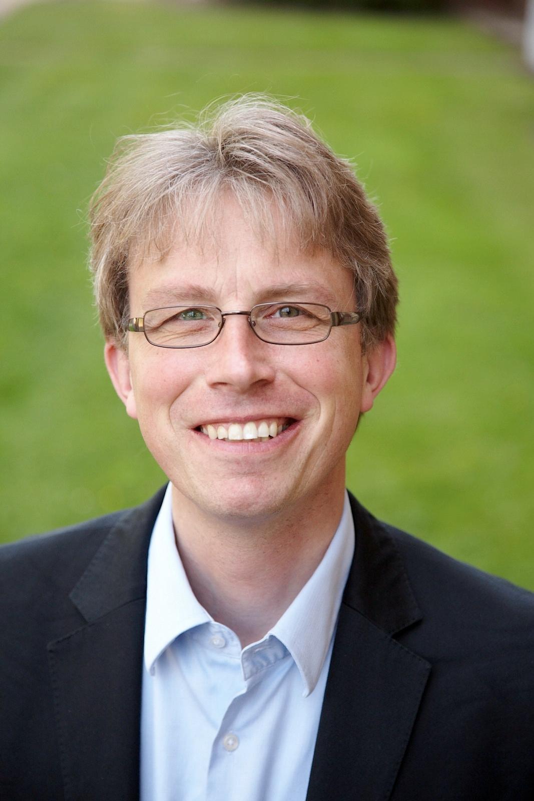 Profilbild von Professor Dr. Christian Fischer