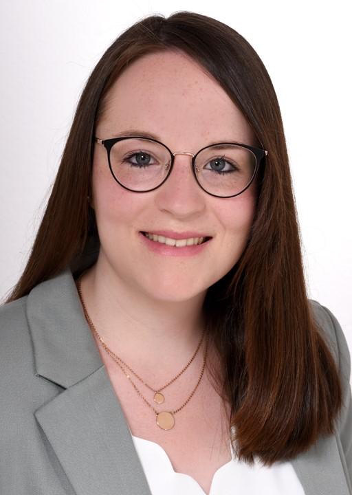 Profile picture of  Julia Stark