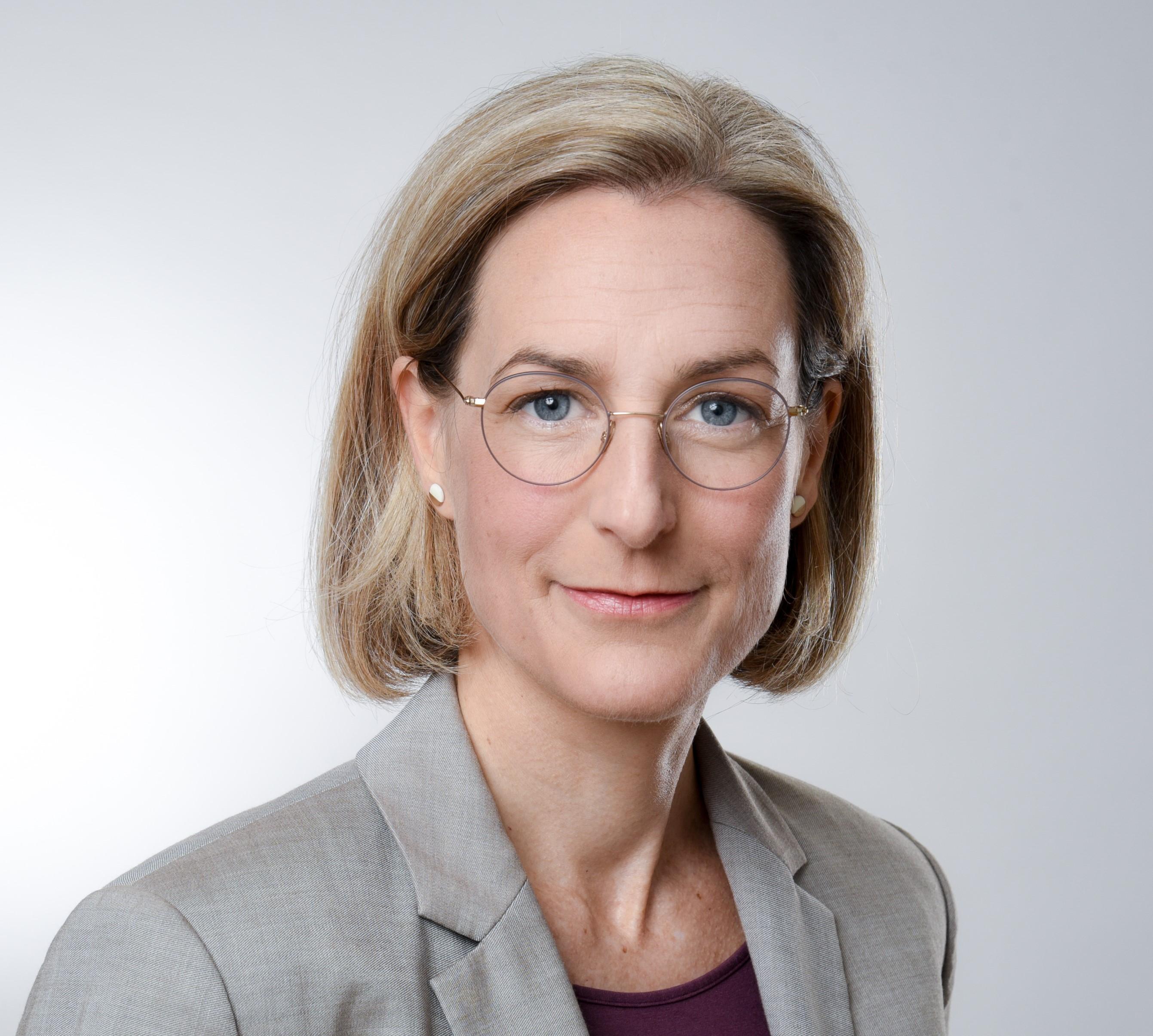 Profile picture of Professor Dr. Anika Schlenhoff