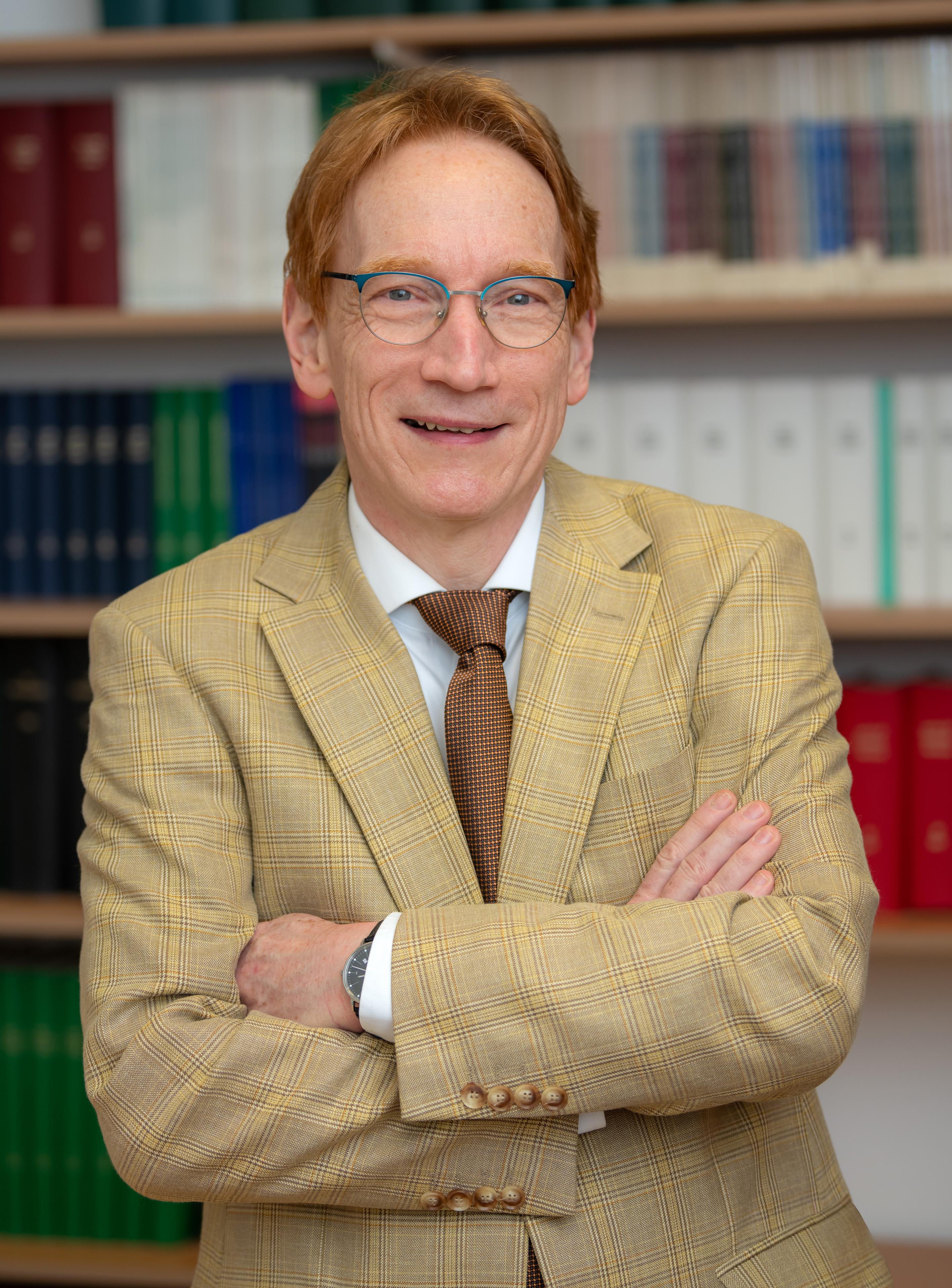 Profile picture of Prof. Dr. Dr. h. c. Andreas Pfingsten