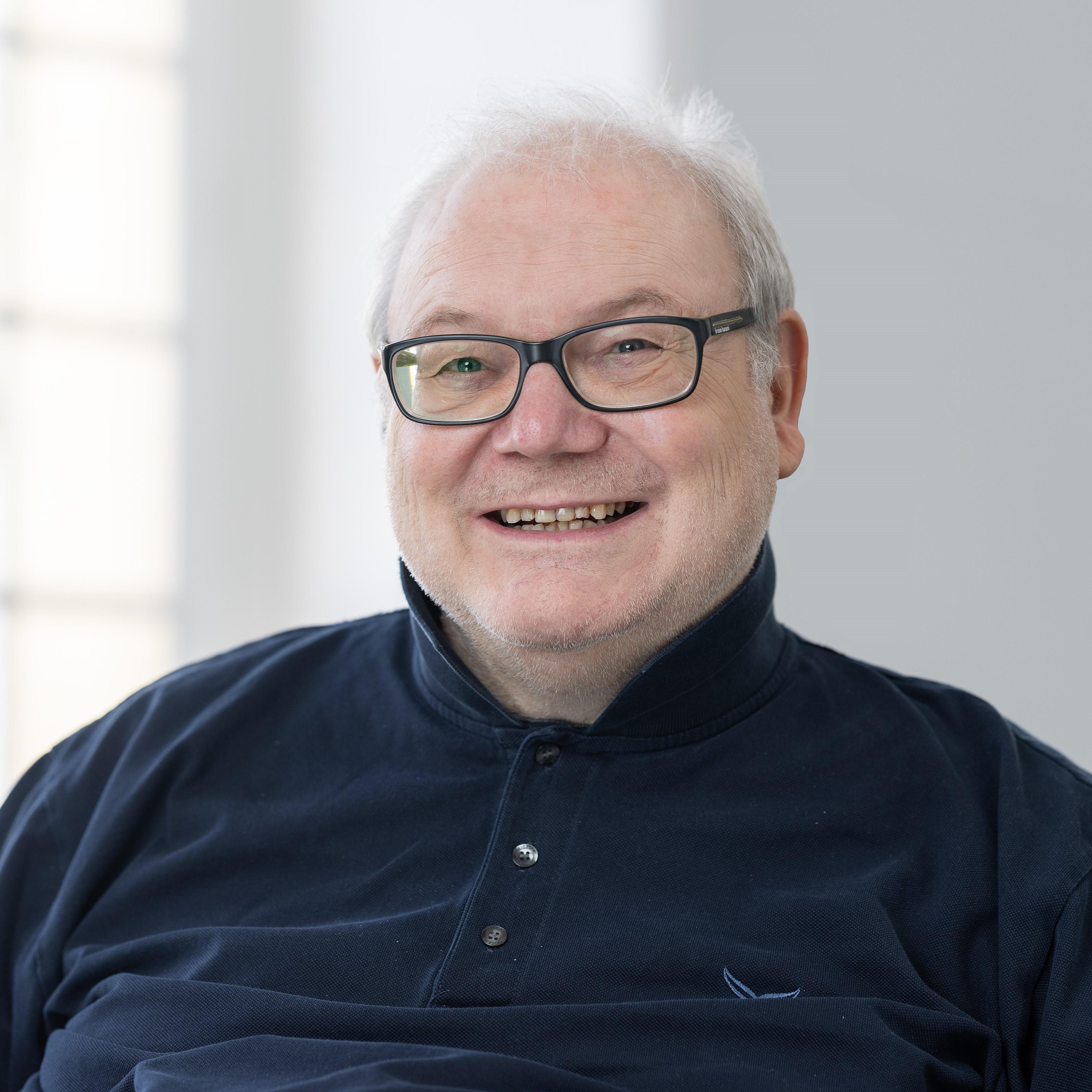 Profilbild von Professor Dr. Dr. Bernhard Nitsche