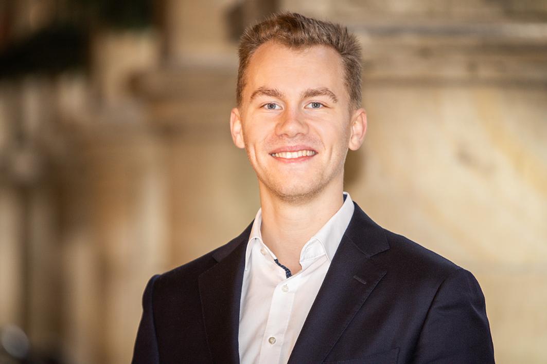 Profilbild von Dr. Heiner Beckmeyer